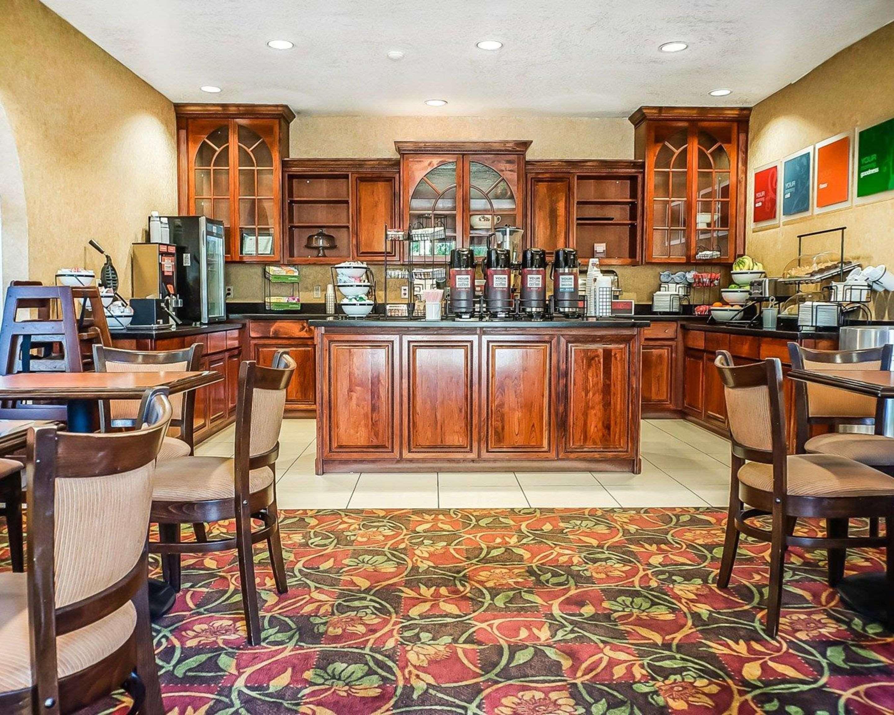 Quality Inn & Suites Розуелл Екстер'єр фото