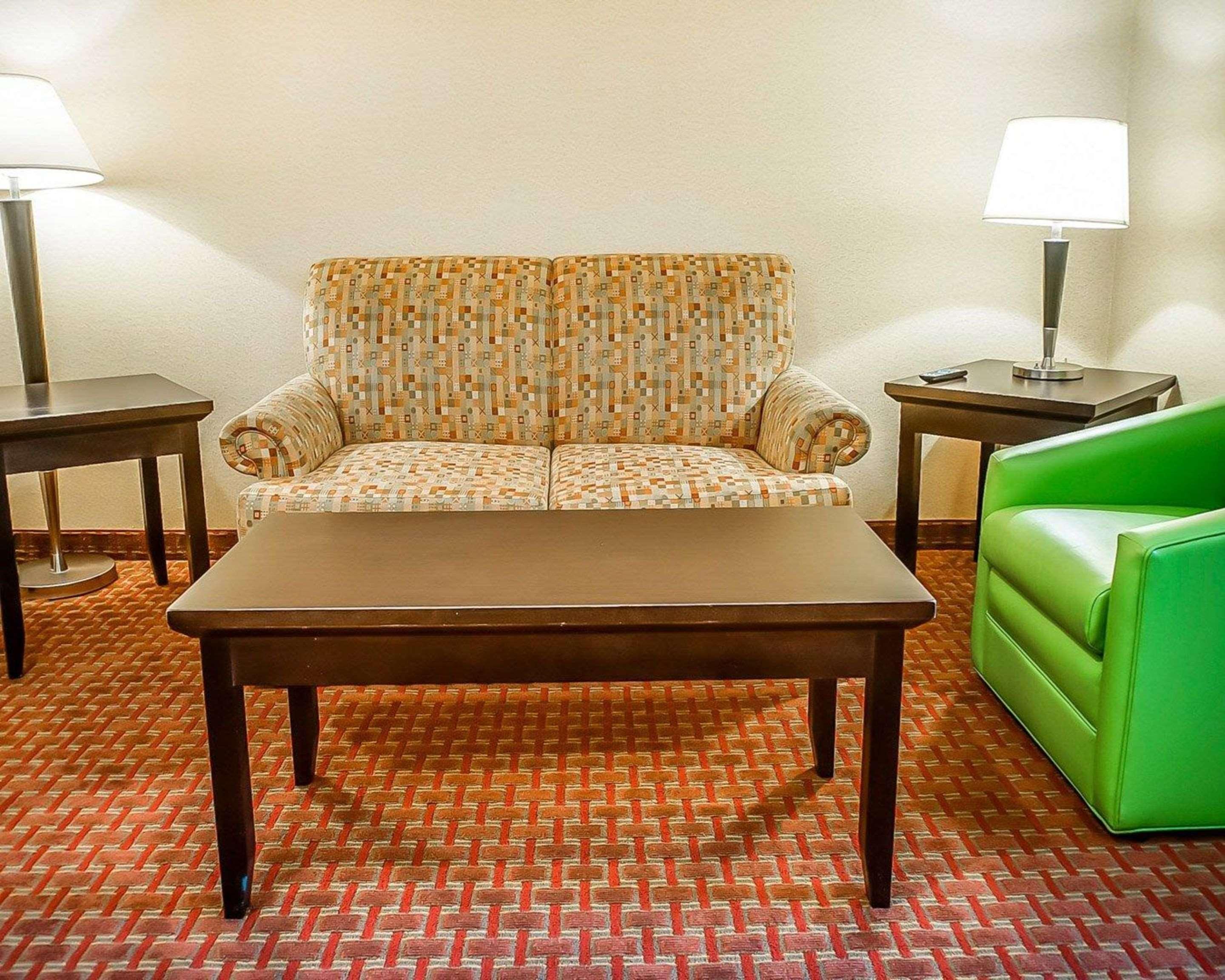 Quality Inn & Suites Розуелл Екстер'єр фото