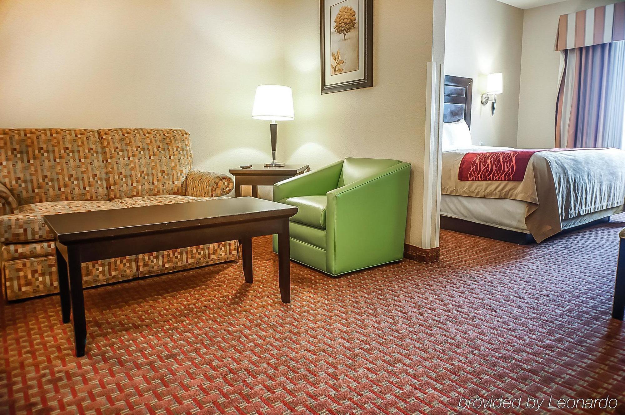 Quality Inn & Suites Розуелл Екстер'єр фото