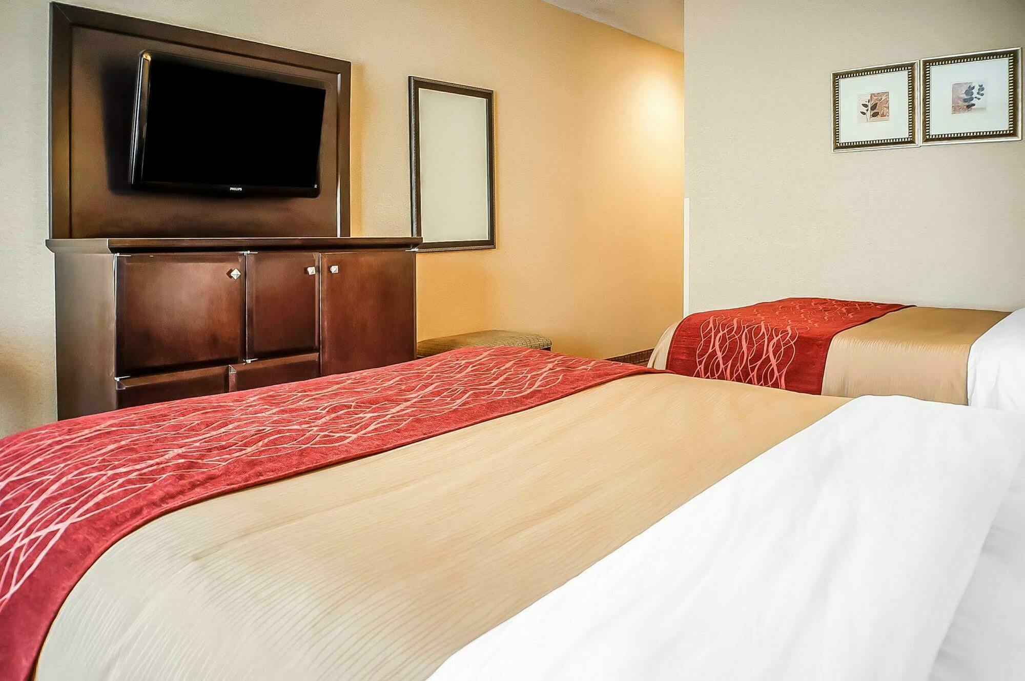 Quality Inn & Suites Розуелл Екстер'єр фото